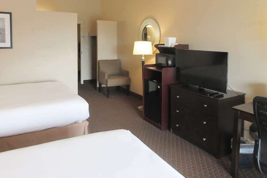 Rodeway Inn & Suites Rockford Room photo